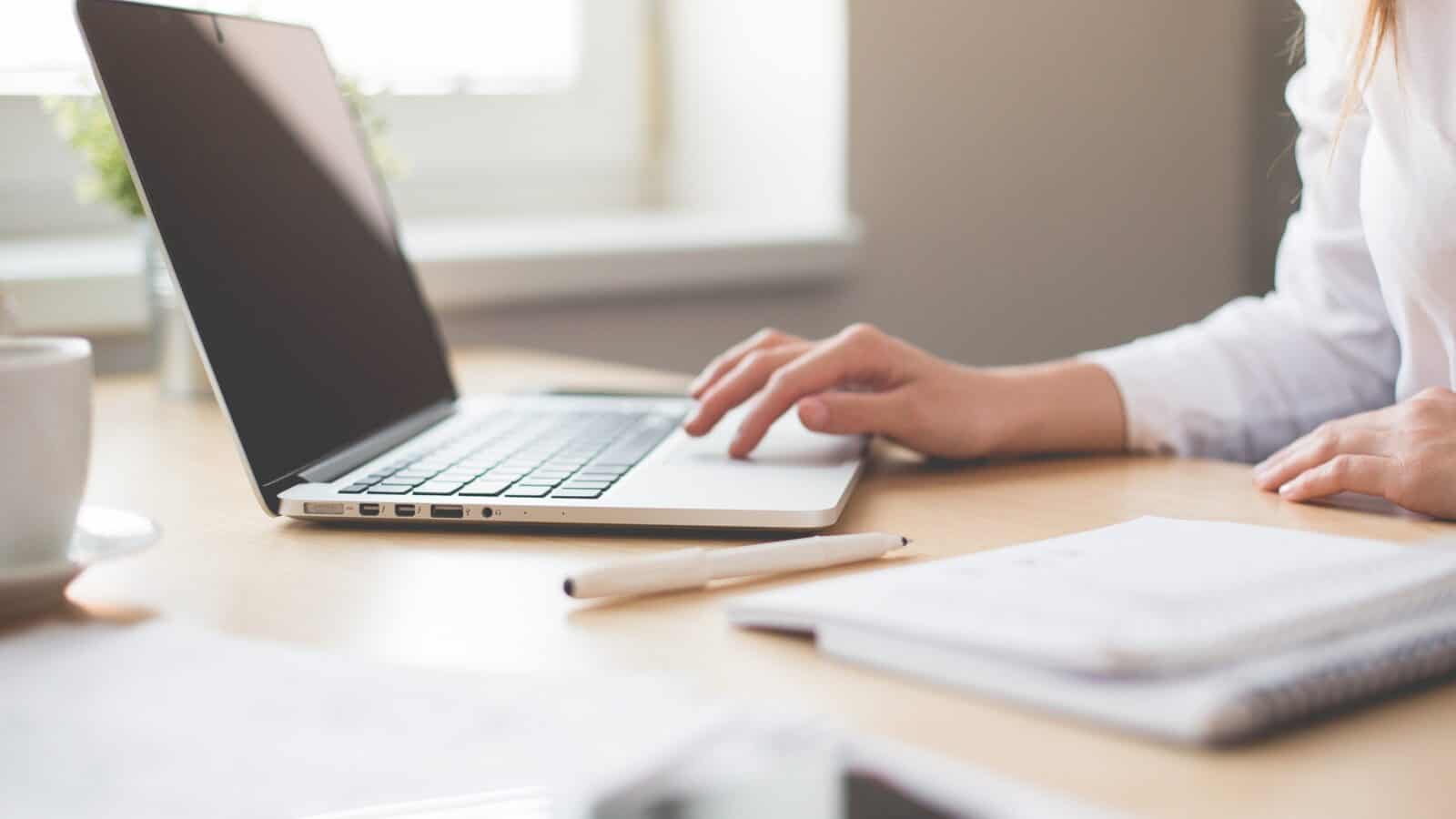 Estonian Annual Report for E-Residents: What It Costs, How to File, and What Happens If You Don’t
